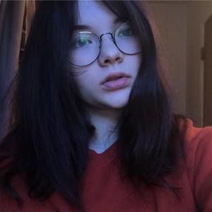 Meet your Posher, Ella